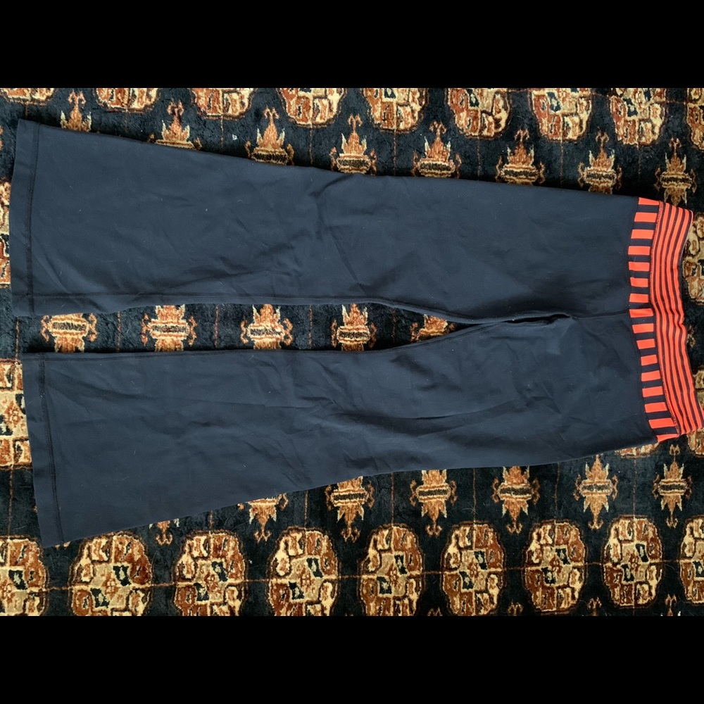 Lululemon groove pants